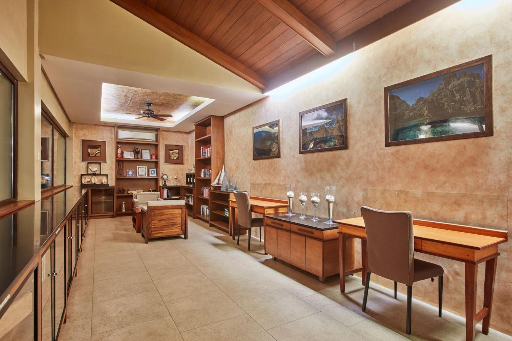ทูซีซั่น โครอนไอส์แลนด์ รีสอร์ต Hotel Bulalacao ภายนอก รูปภาพ