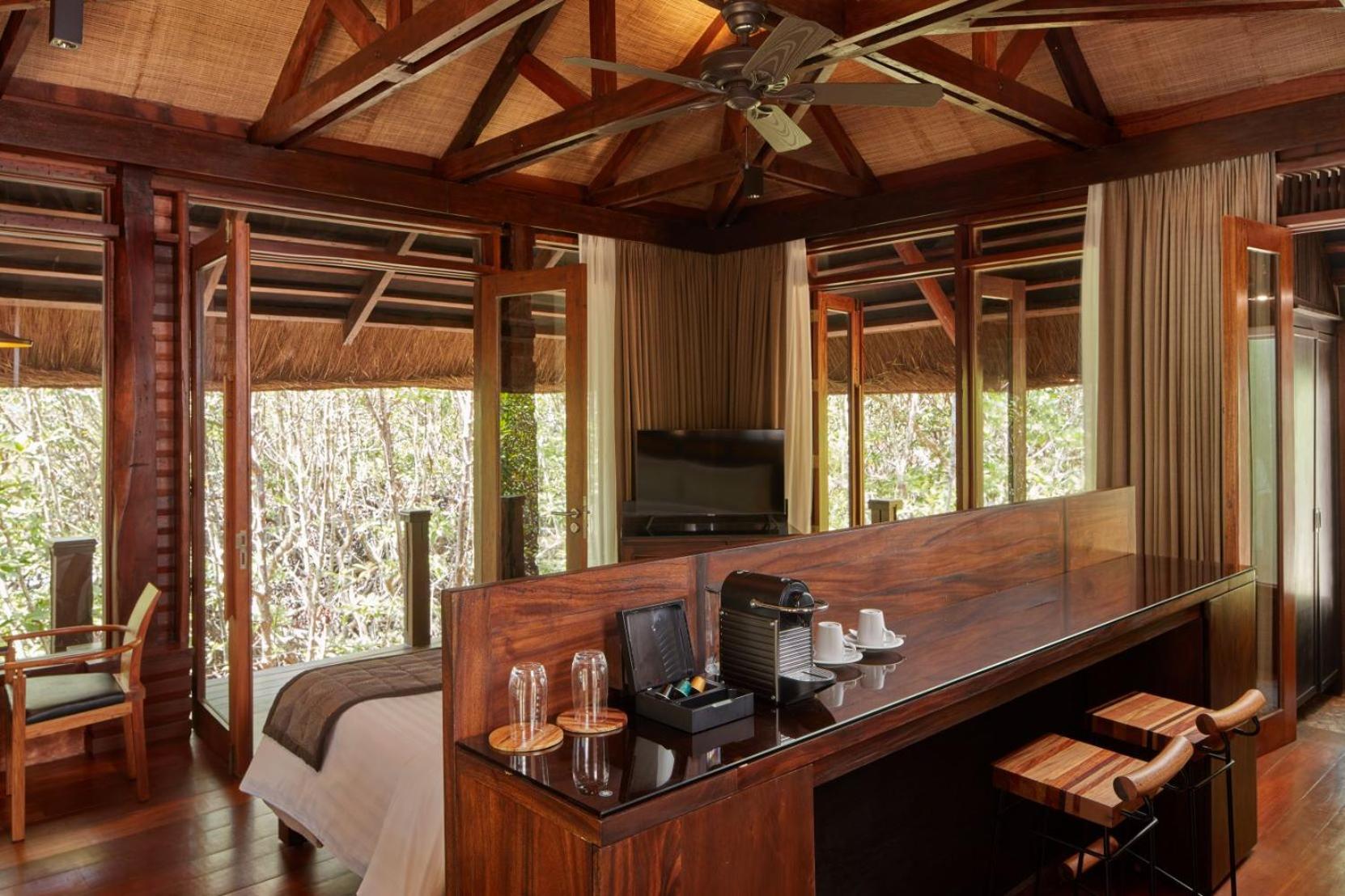 ทูซีซั่น โครอนไอส์แลนด์ รีสอร์ต Hotel Bulalacao ภายนอก รูปภาพ