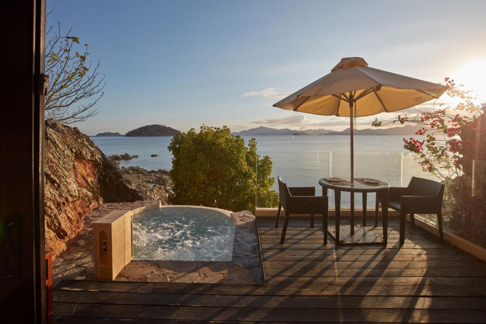 ทูซีซั่น โครอนไอส์แลนด์ รีสอร์ต Hotel Bulalacao ภายนอก รูปภาพ