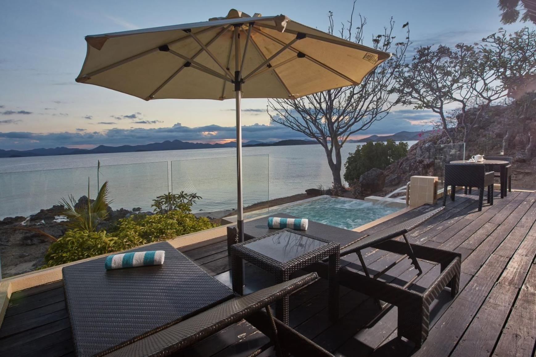 ทูซีซั่น โครอนไอส์แลนด์ รีสอร์ต Hotel Bulalacao ภายนอก รูปภาพ