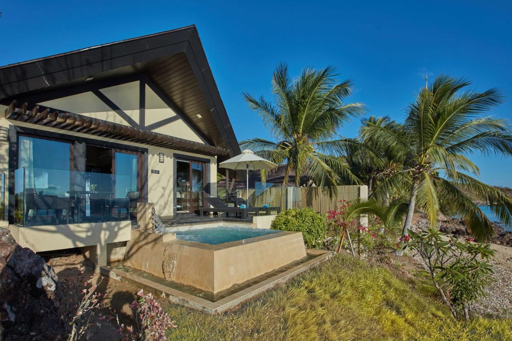 ทูซีซั่น โครอนไอส์แลนด์ รีสอร์ต Hotel Bulalacao ภายนอก รูปภาพ
