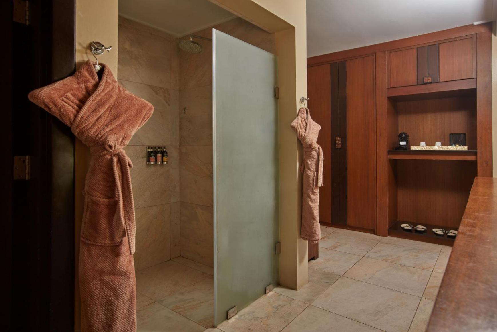 ทูซีซั่น โครอนไอส์แลนด์ รีสอร์ต Hotel Bulalacao ภายนอก รูปภาพ
